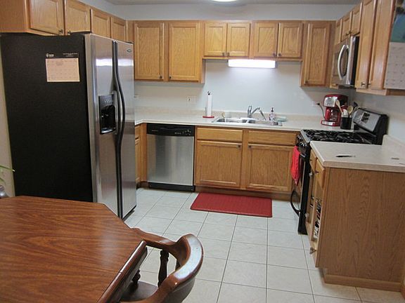 5th image of 171 Quincy Ct APT C