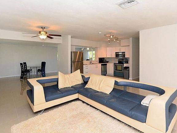 5th image of 22170 Elmira Blvd