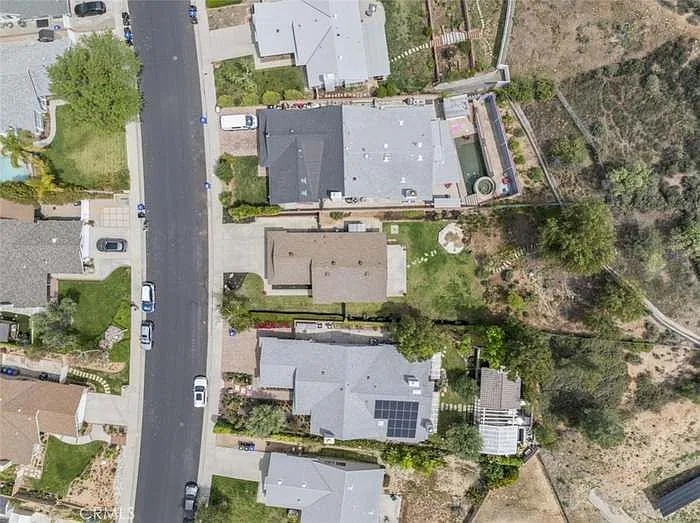 27844 Carnegie Ave — Photo 27