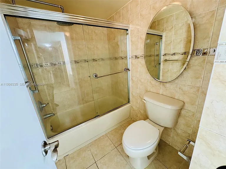 18011 Biscayne Blvd #1003 — Photo 6