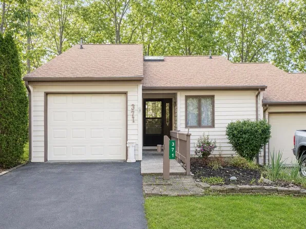 371 Lake Catherine Ct, Crossville, TN 38558