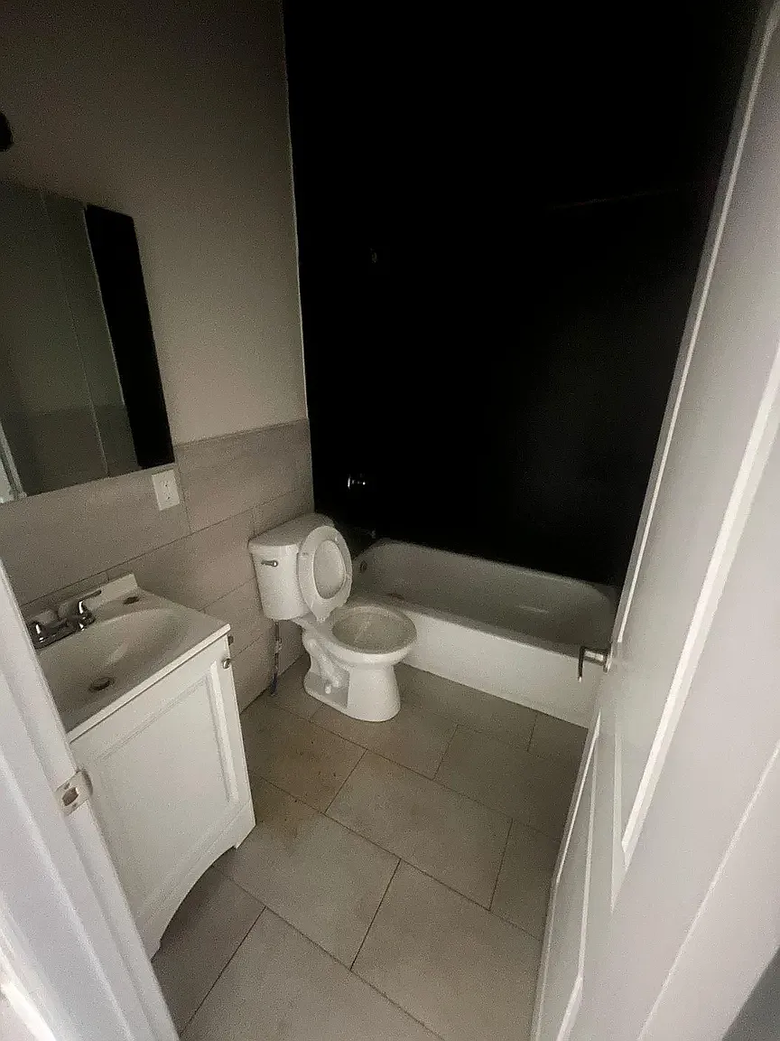 1 bed, 500 sqft, $1,049 — Photo 3