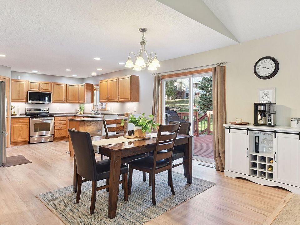 1st image of 1828 Moccasin Dr