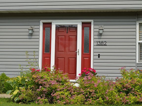 2nd image of 1382 Santa Fe Dr