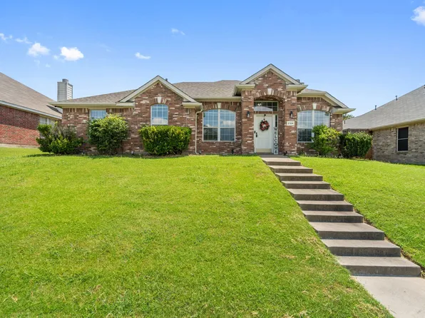 2124 Hickory Ridge Dr, Mesquite, TX 75181