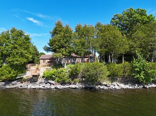 163 W Shore Rd, Grand Isle, VT 05458