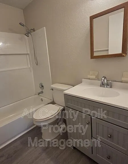 110 Stephenson Ave — Photo 11