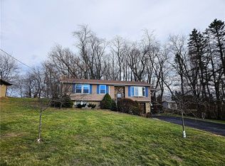 920 Abbott St, Latrobe, PA 15650