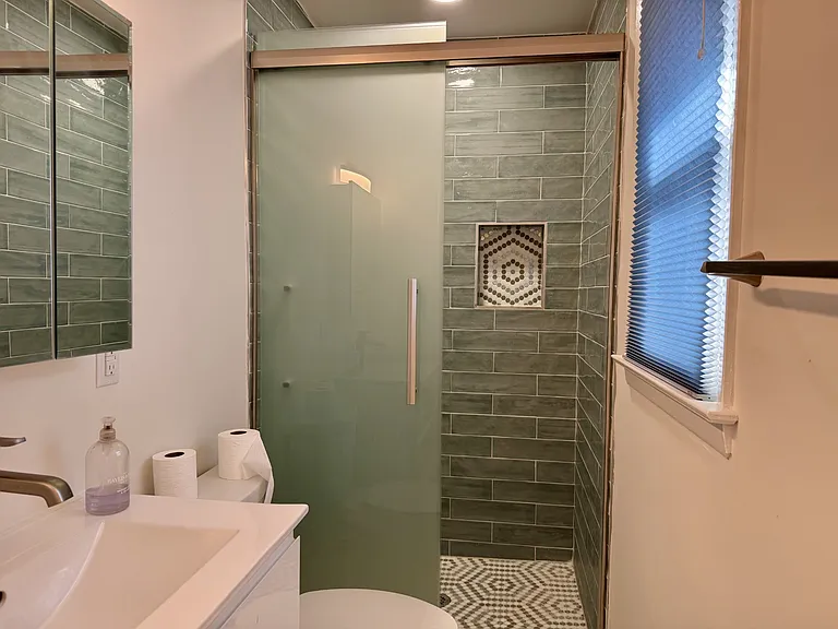 79 Priscilla St — Photo 8