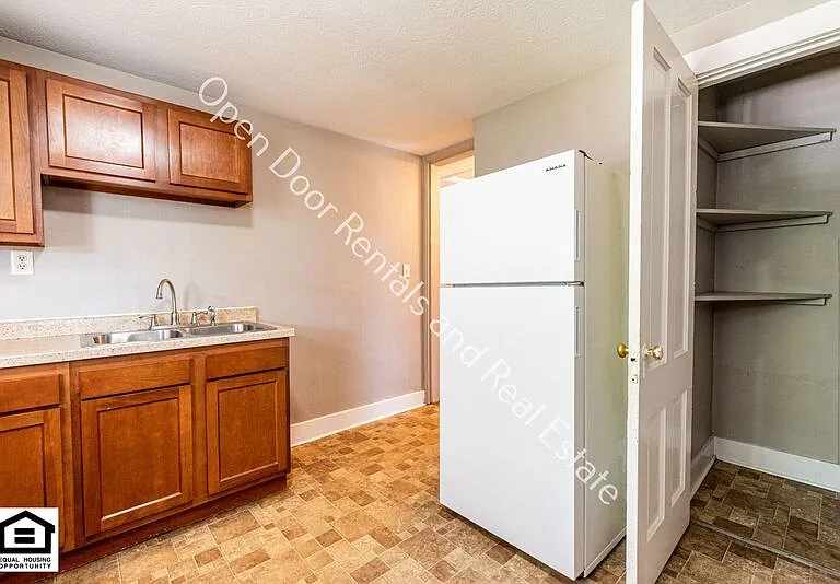 1905 Hillside Ave #3 — Photo 7