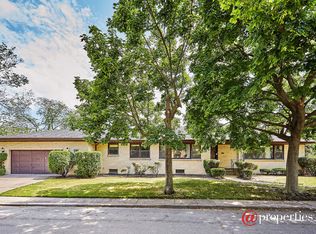 3525 N Shore Ave, Lincolnwood, IL 60712