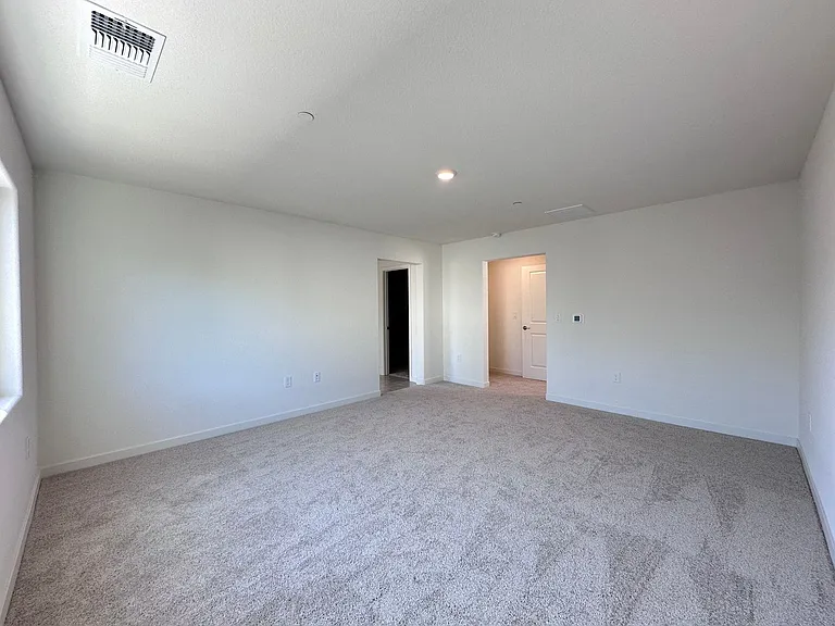 3396 Shaker Way — Photo 34