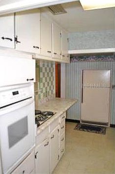 5th image of 1503 N Forest Ave