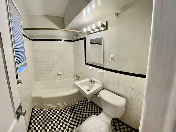 2nd image of 317 11th St NE APT 101