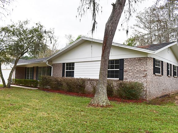 2nd image of 4844 Tara Woods Dr E