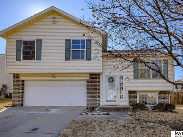 7012 S 176th St, Omaha, NE 68136