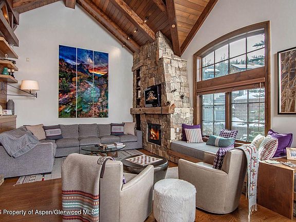 3rd image of 425 Wood Rd #60