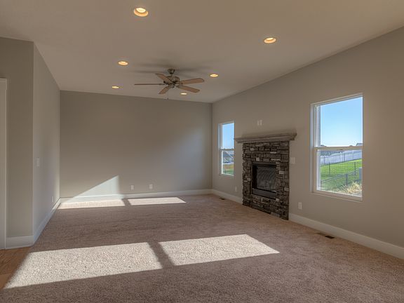3rd image of 6671 Kara Dr