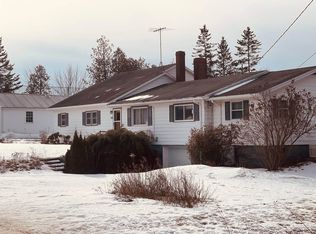 891 Main St, Corinth, ME 04427