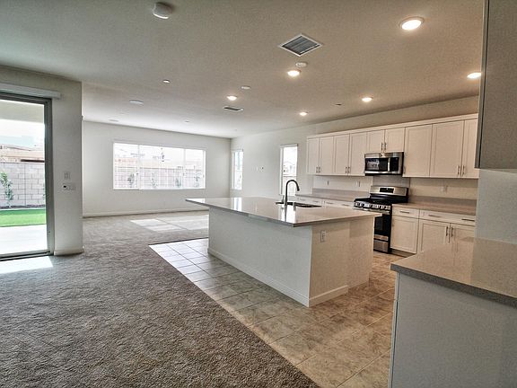4th image of 2610 Embry Ln