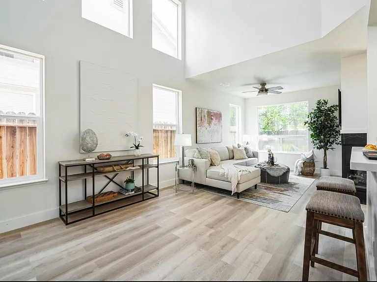 5324 Catanzaro Way — Photo 5