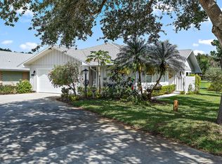 12697 SE Pinehurst Ct, Hobe Sound, FL 33455