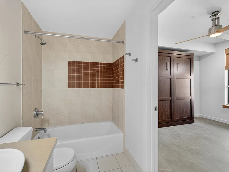 2900 Wyandot St #303 — Photo 35