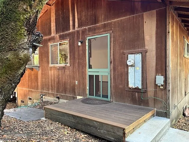 3050 Calistoga Rd — Photo 2