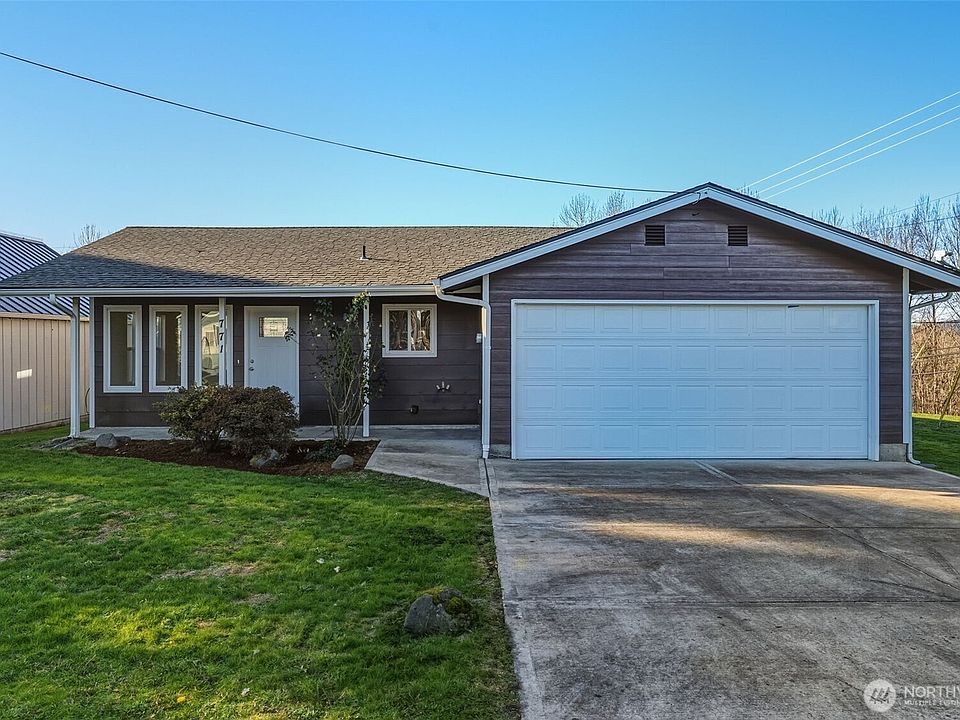 1st image of 771 NE Mcbride Court