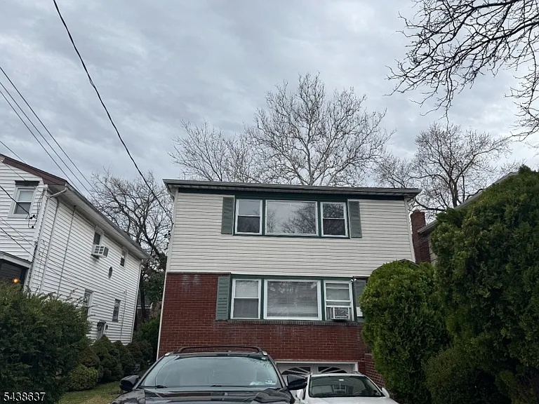10 Evelyn Ct — Photo 4