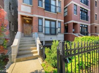 2627 W Belmont Ave UNIT 4, Chicago, IL 60618