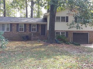 5544 Forest Dr, Acworth, GA 30102