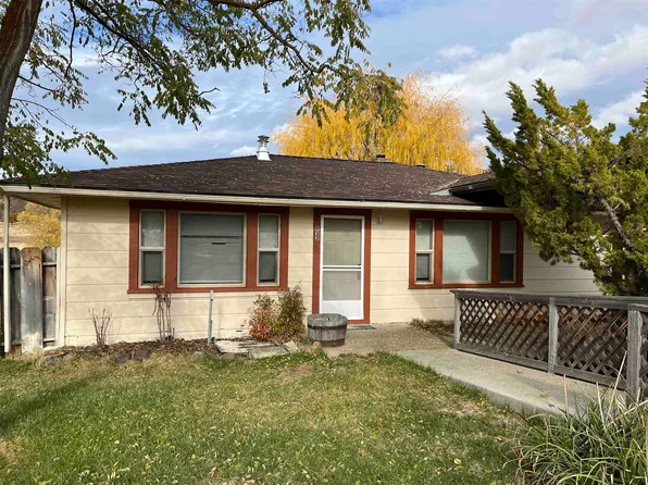 932 Campbell Ave, Yreka, CA 96097