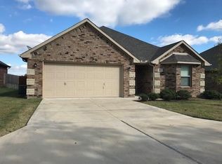 2407 Shady Oaks Ln, Sherman, TX 75092