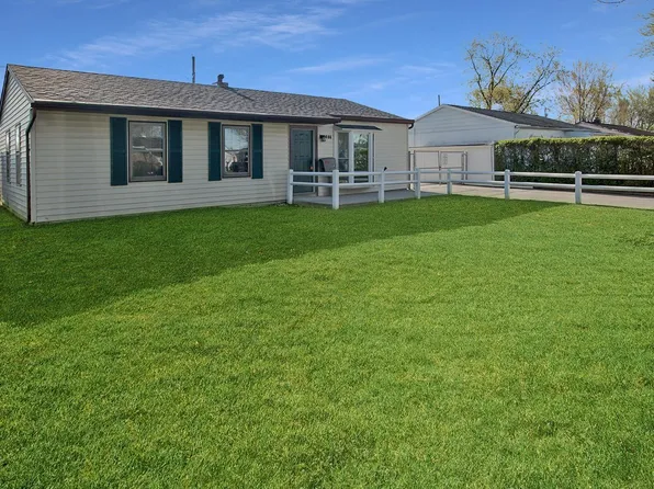 6217 Chatham Dr, Fort Wayne, IN 46816