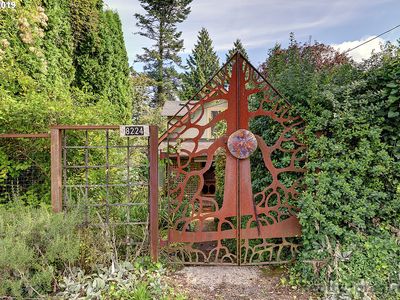 8224 SW 2nd Ave, Portland, OR, 97219