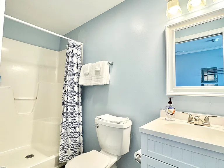 2401 W Fort Macon Rd — Photo 10