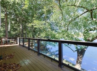 89 Dudley Rd, Wayland, MA 01778