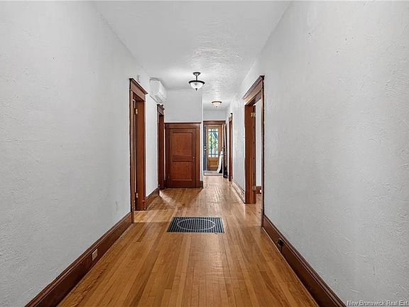 3rd image of 332 Prince St #330