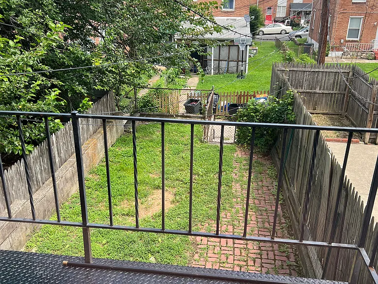 3318 Lake Ave — Photo 13