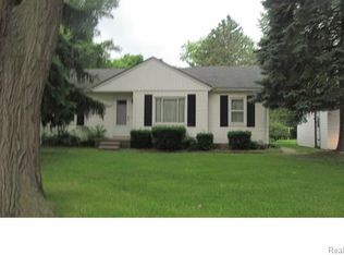 12069 Stark Rd, Livonia, MI 48150