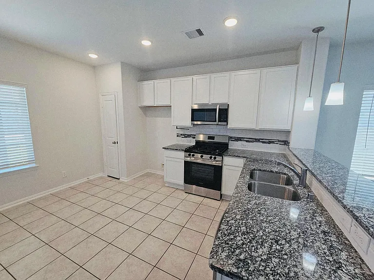 14206 Alpine Fir Dr — Photo 18