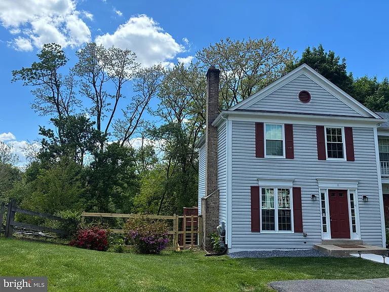 11 Noblewood Ct — Photo 44