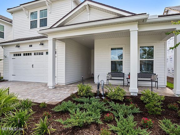 4th image of 66 SOMERVILLE Drive