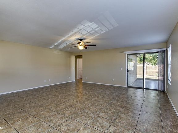 Oversized GREAT room