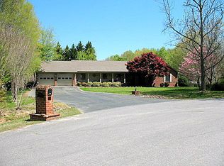 621 Pocahontas Rd, Danville, VA 24540