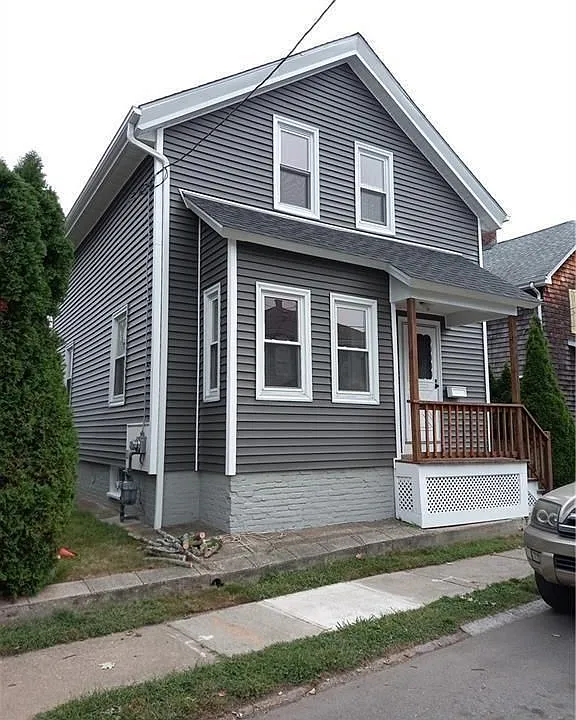 6 Short St