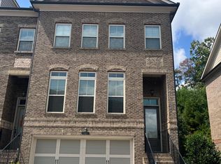 1050 Township Sq, Alpharetta, GA 30022