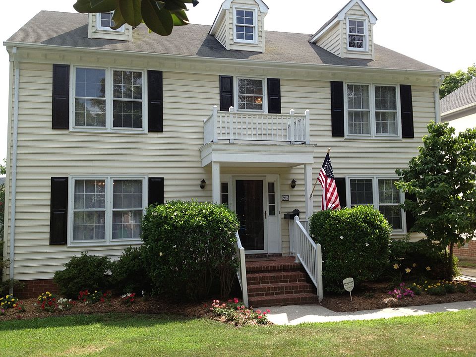 925 Magnolia Avenue