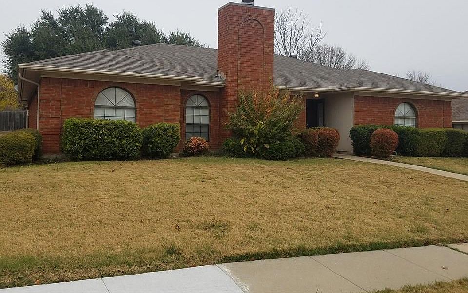 1st image of 833 Ledgemont Dr